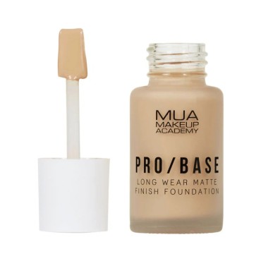MUA Pro / Base Long Wear Soft Matte Foundation No142 30ml